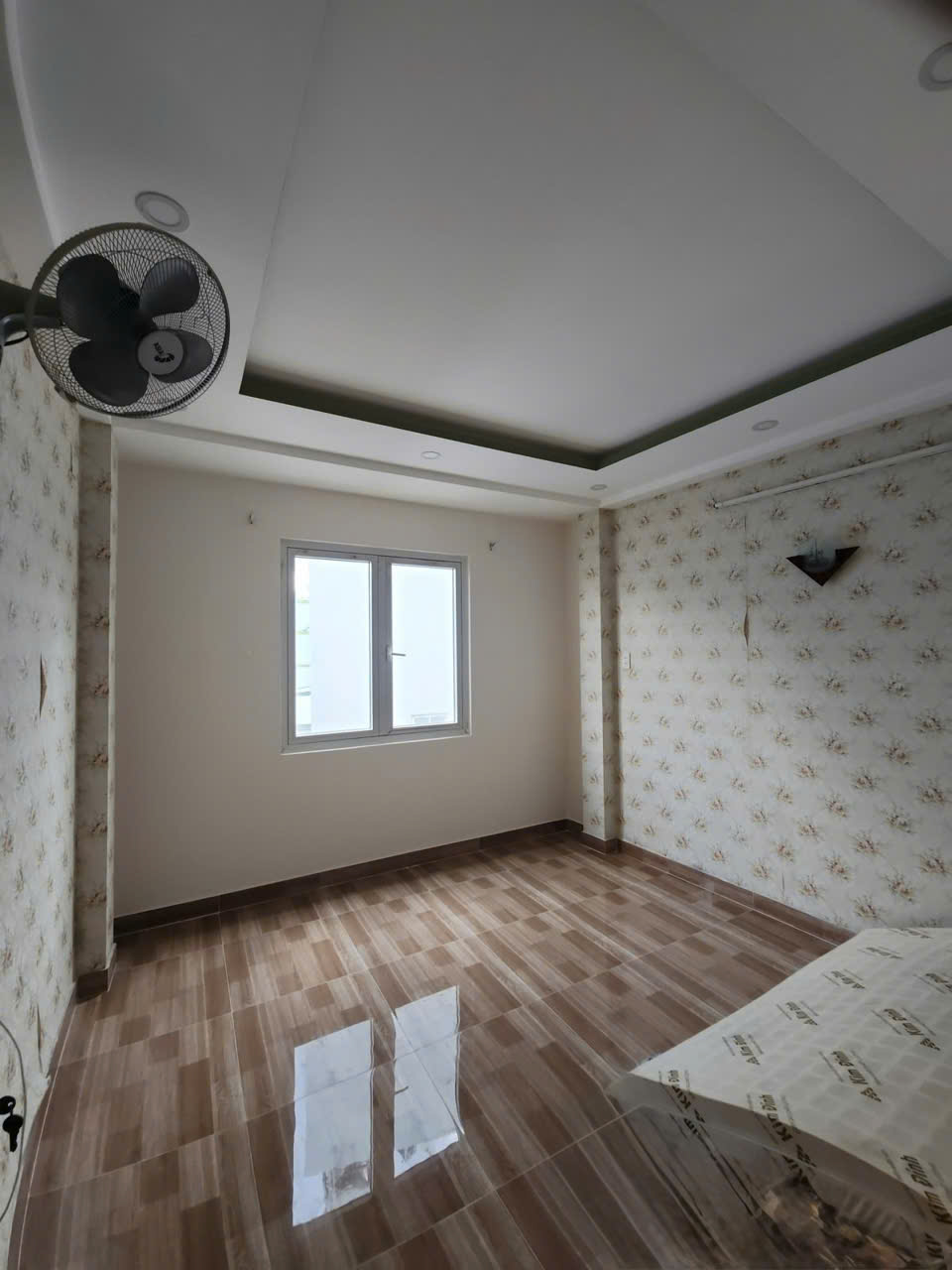 NHÀ ĐẸP 2 TẦNG 4,3 x 18M – HẺM XE TẢI – ĐÔNG HƯNG THUẬN Q12 HSR GẦN TÂN BÌNH