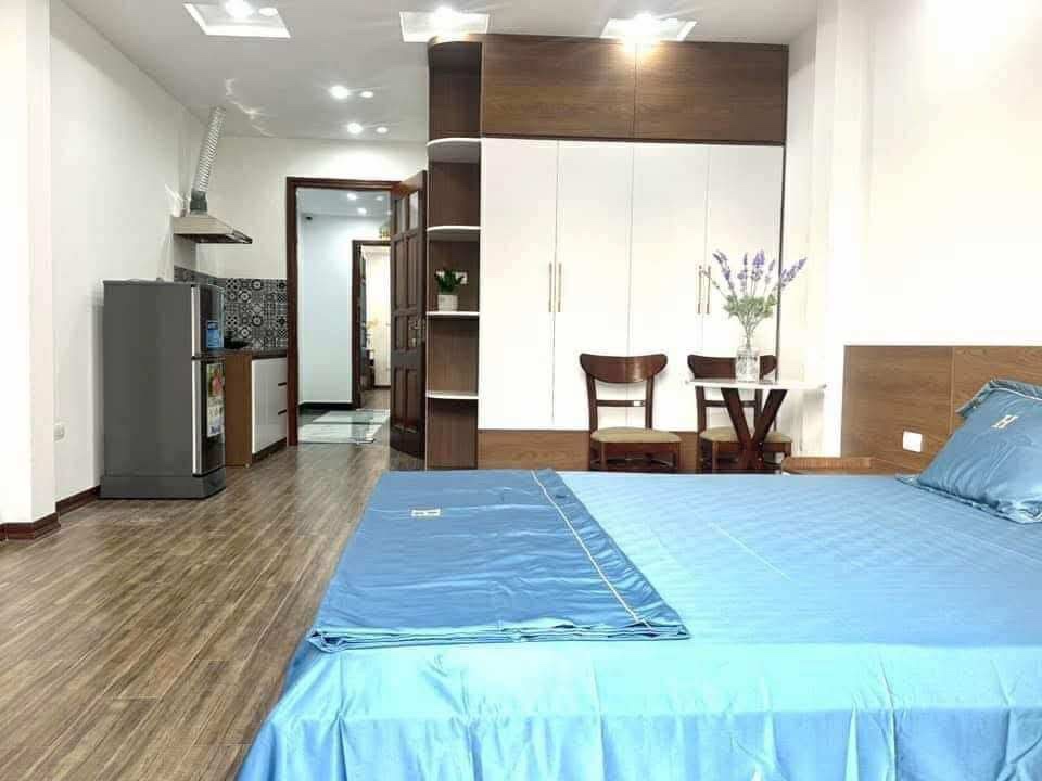 BÁN NHÀ GIÁP BÁT – Ô TÔ VÀO NHÀ – KINH DOANH DÒNG TIỀN ĐỈNH CAO – 6 TẦNG THANG MÁY – 2 THOÁNG TRƯỚC SAU – DOANH THU ĐỀU ĐẶN 60TR/THÁNG .