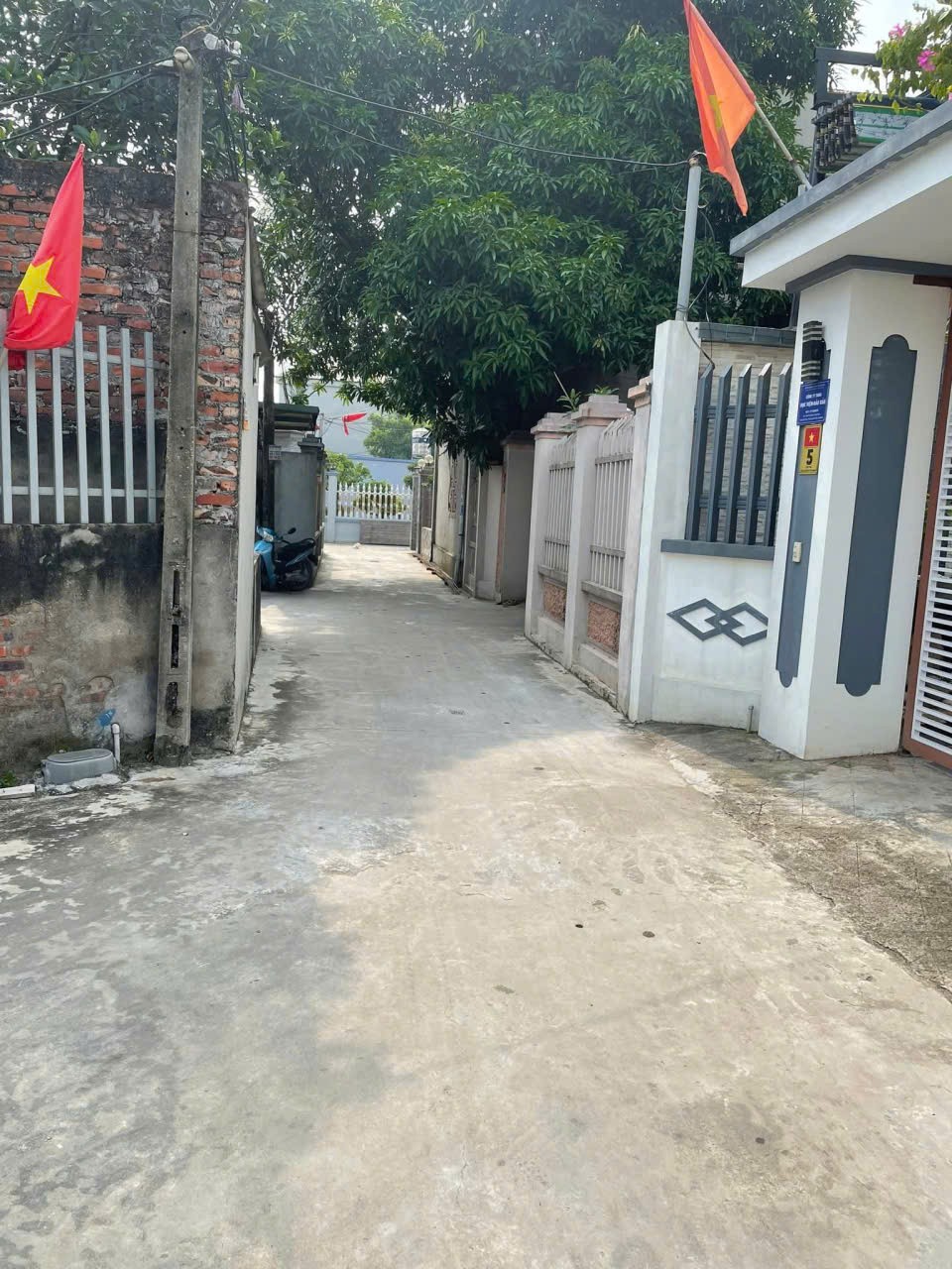 LÔ ĐẤT VỊ TRÍ ĐẸP- GIÁ TỐT CẦN BÁN NHANH lô đất tại huyện Sóc Sơn, TP Hà Nội