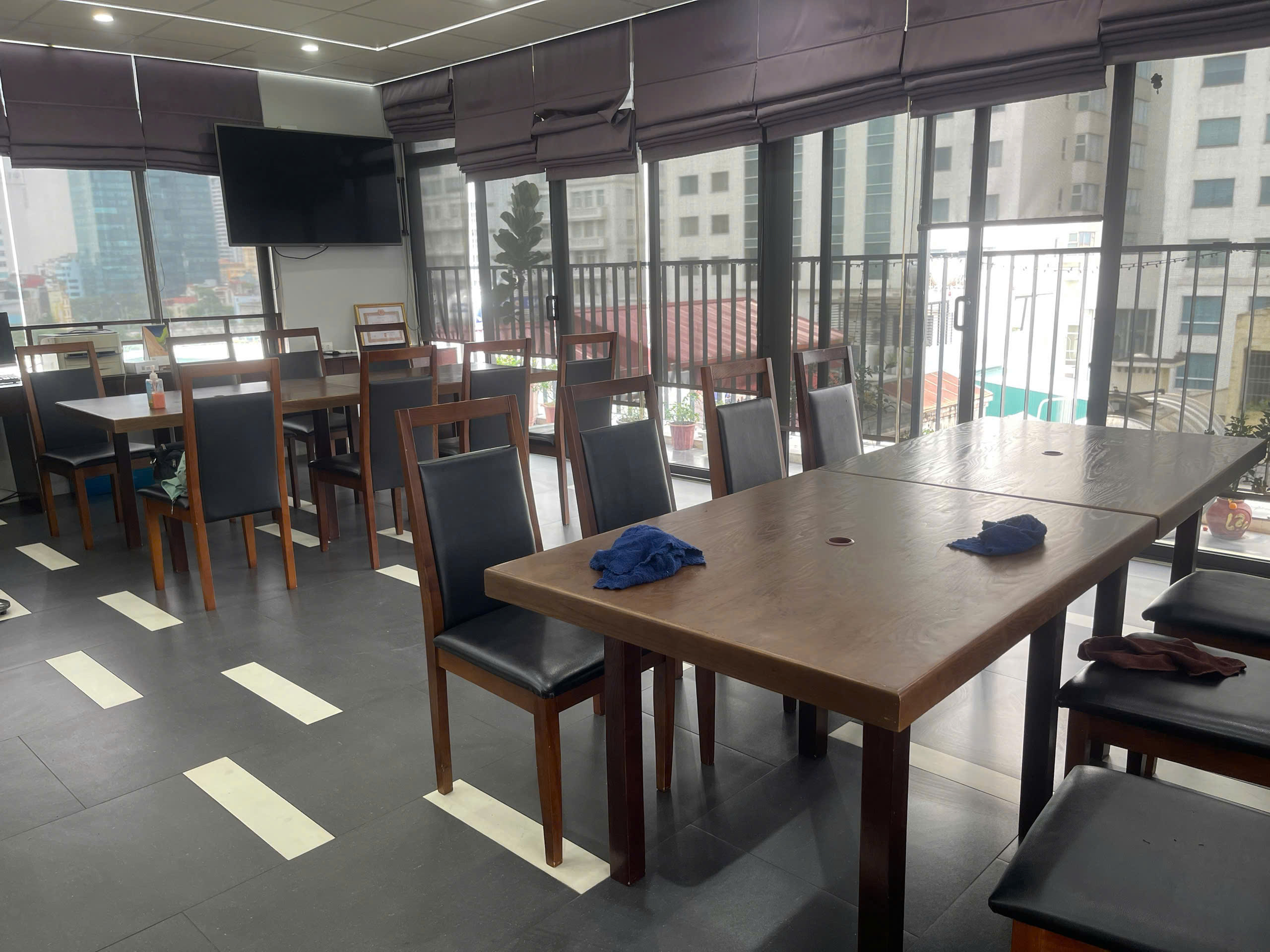 Văn phòng đẹp, sẵn sàng đón bạn ngay tại Hoàng Quốc Việt!