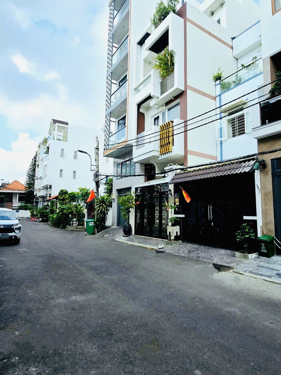 BÁN NHÀ CHÍNH CHỦ – XE HƠI NGỦ NHÀ – NGUYỄN XÍ – NƠ TRANG LONG – BÌNH THẠNH – 4X15 – 4PN LỚN – GIÁ 4.5 TỶ – TL