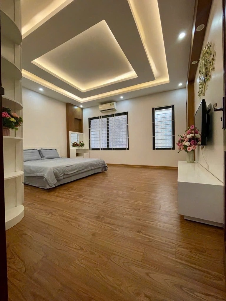 DƯƠNG QUẢNG HÀM-40M GIÁ 11 TỶ 500–DÂN XÂY-NỘI THẤT XỊN-30M Ô TÔ