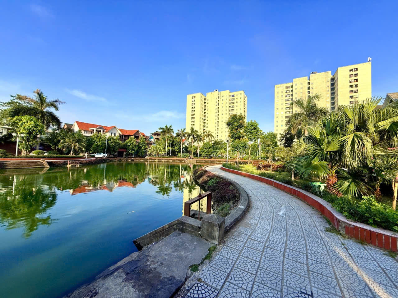 BIỆT THỰ KDT MỚI CẦU BƯƠU- THANH TRÌ, 123 M2, 5 TẦNG TM, MẶT TIỀN 8,2 M, GIÁ 36,7 TỶ.