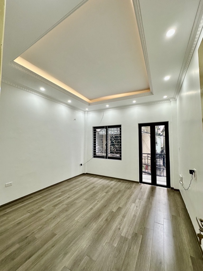 TRẦN THÁI TÔNG Ô TÔ QUA NHÀ NGÕ THÔNG KINH DOANH-42M 11 TỶ 600