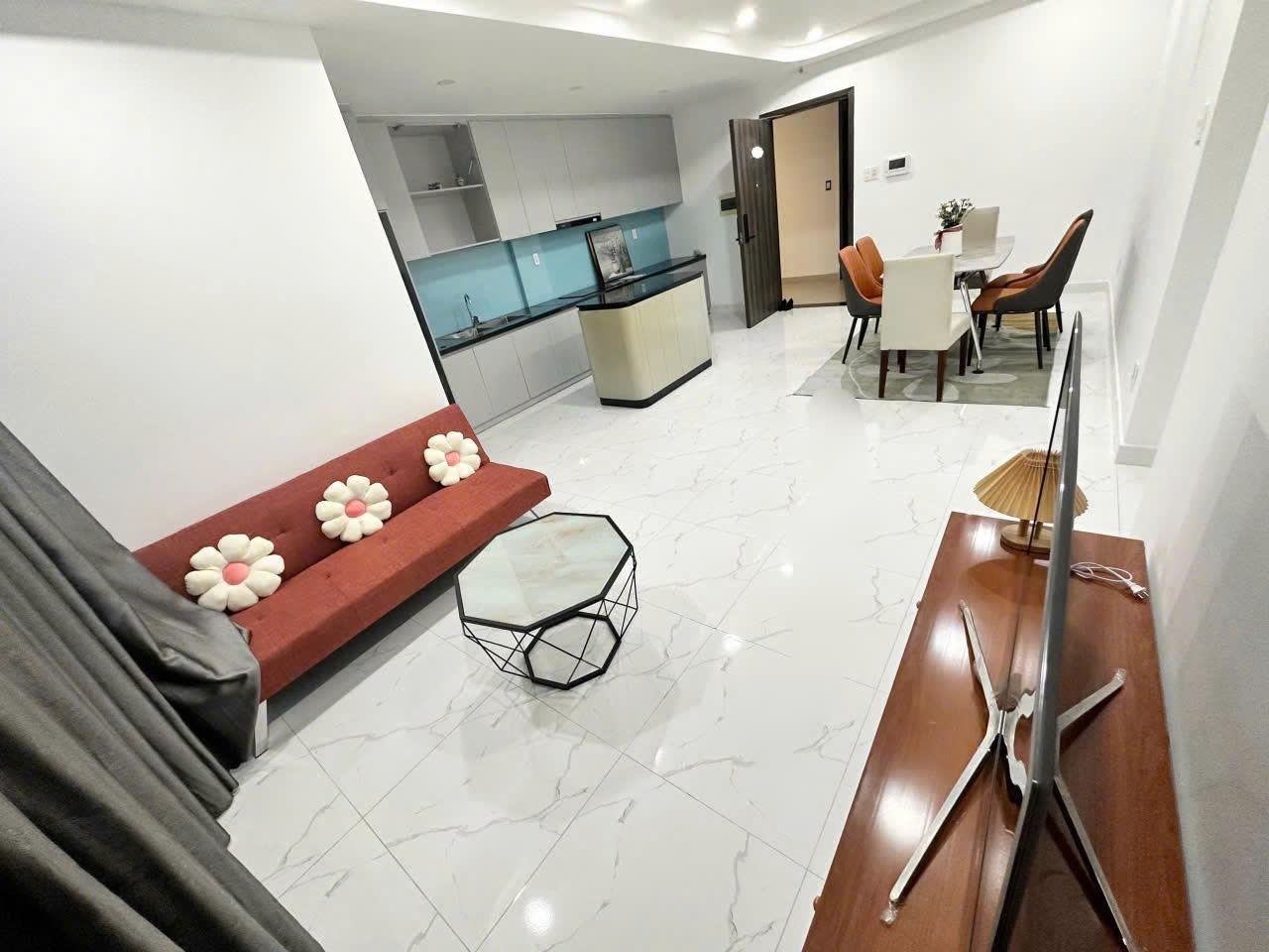 căn hộ lavida plus q7: 96m2, 3pn, view đẹp, giá hời chỉ 5.9 tỷ – cơ hội an cư lý tưởng cho gia đình trẻ!