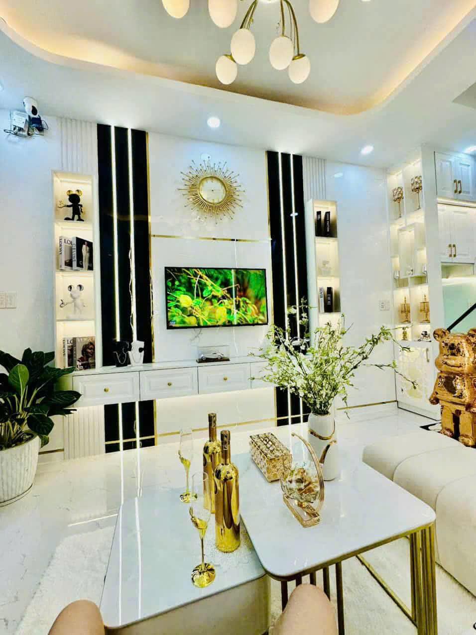 TINH HOA PHÂN KHÚC 8 T.Ỷ NHỈNH – TRUNG TÂM PHƯỜNG PHÚ THUẬN, QUẬN 7
