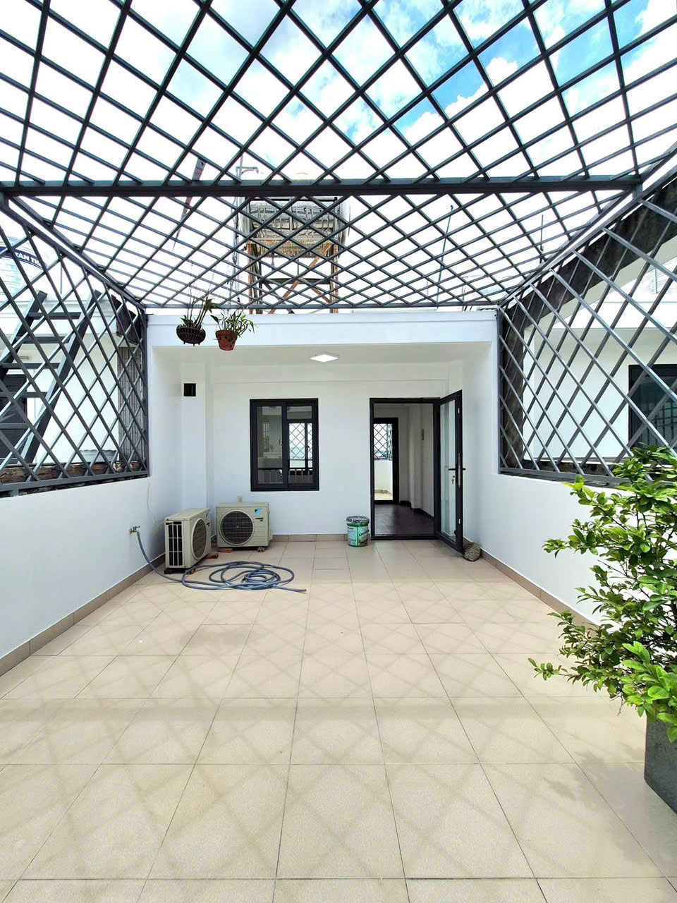 NHÀ MẶT PHỐ Căn Góc Huỳnh Thị Đồng , NHÀ BÈ – 56M2, 4 TẦNG, 4 PHÒNG NGỦ – GIÁ CHỈ 7.3 TỶ!