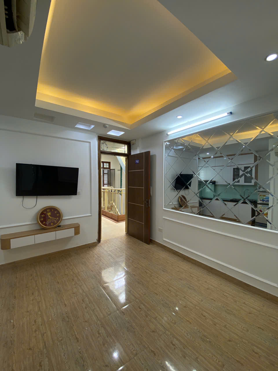 Chính chủ bán căn CCMN CỔ NHUẾ 1—TRẦN CUNG 38M 1PK 1PN THANG MÁY.GIÁ CHÀO:1,35 TỶ