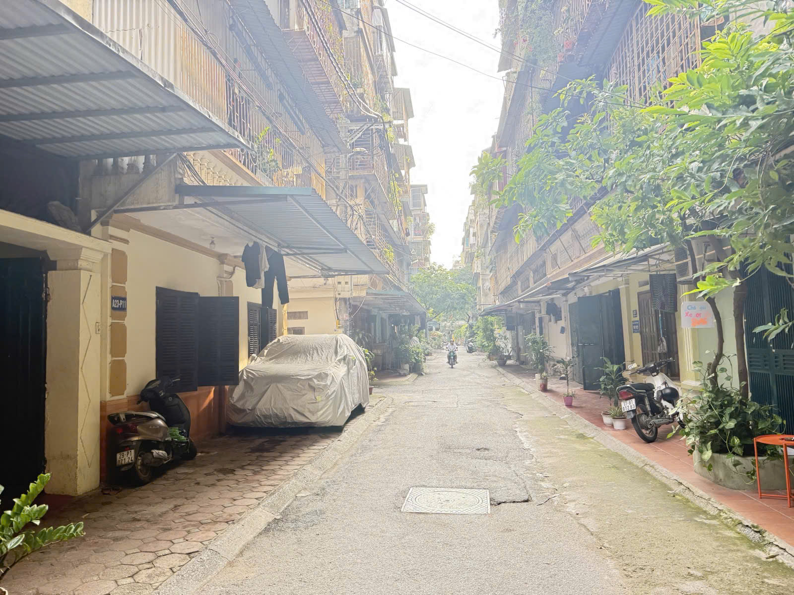 BÁN NHÀ PHÂN LÔ Ô TÔ KINH DOANH 2 THOÁNG TRƯỚC SAU HOÀNG QUỐC VIỆT CẦU GIẤY 14.5 TỶ