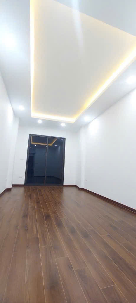 Siêu phẩm Tây Hồ 54m, 5 tầng thang máy, oto đỗ cửa đường trước nhà 5m!