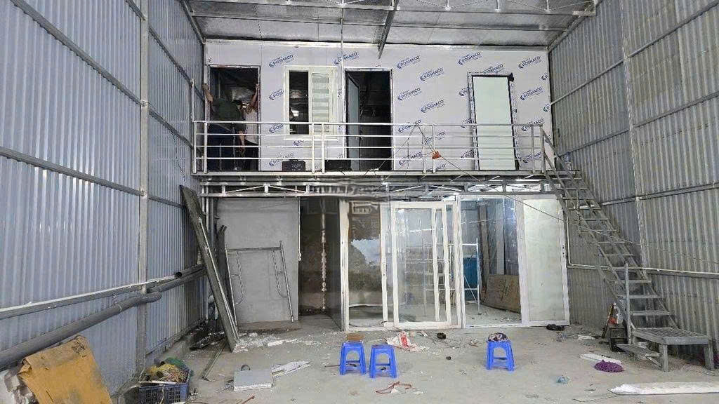 Cho thuê kho xưởng tại khu vực An Dương Vương, Tây Hồ, Hà Nội , với diện tích 230m², giá thuê chỉ 22 triệu/tháng
