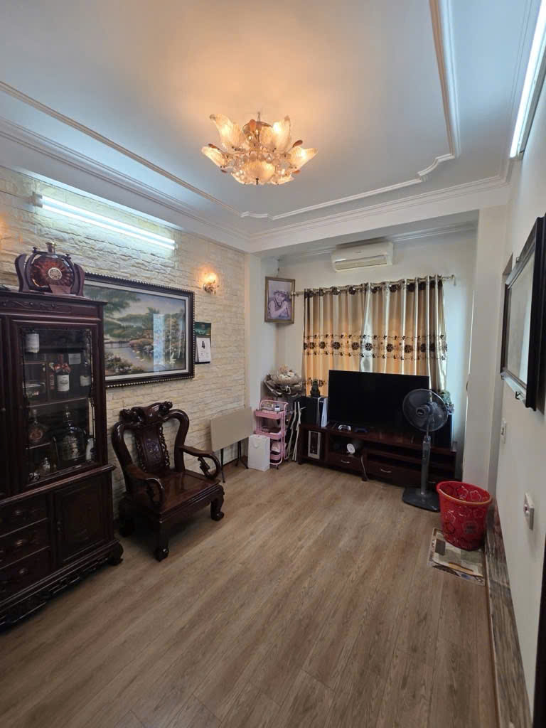 KIM MÃ – LÔ GÓC – OTO TRÁNH, DỪNG ĐỖ – DT 35M2X6T – 14.4 TỶ
