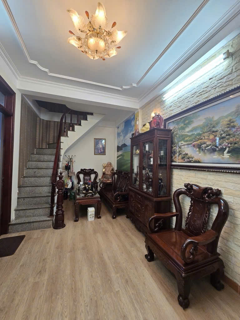 KIM MÃ – LÔ GÓC – OTO TRÁNH, DỪNG ĐỖ – DT 35M2X6T – 14.4 TỶ