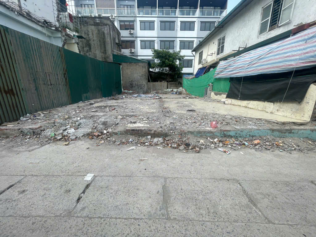 Bán Gâp Đất Dương Văn Bé 59m Ngõ Thông Kinh Doanh Ô Tô Đỗ Cửa Vào Nhà