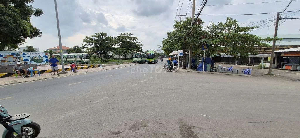 LÔ ĐẤT ĐẸP – CẦN BÁN LÔ ĐẤT MẶT TIỀN Đường Long Phước, P.Long Phước (Q. 9 cũ), TP.Thủ Đức, HCM