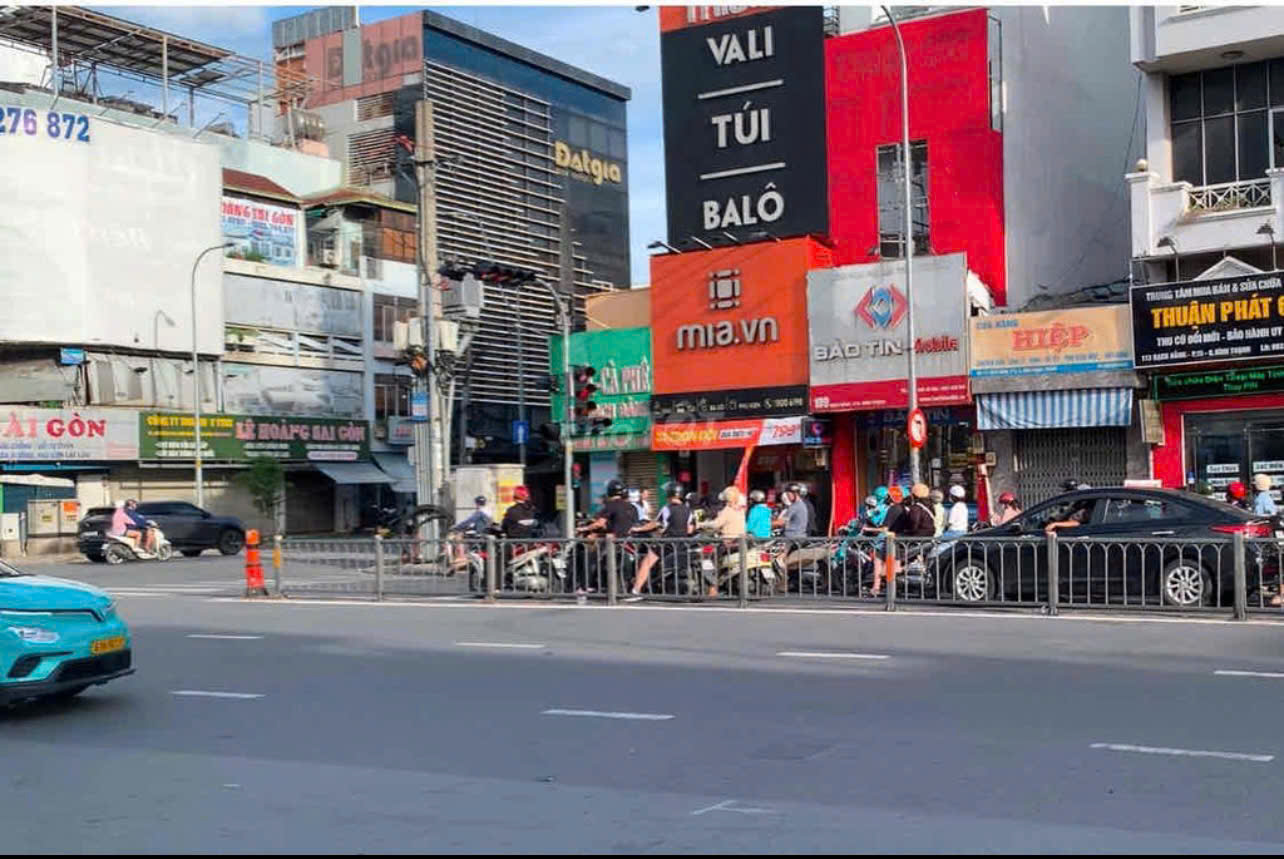 Bình Thạnh ! MB ĐẸP LẮM ! CHO THUÊ MB GIÁ RẺ 22 tr ! MT đường lớn khu kinh doanh sầm uất , vị trí đắc địa, Tel : 0908565499 ( chính chủ )