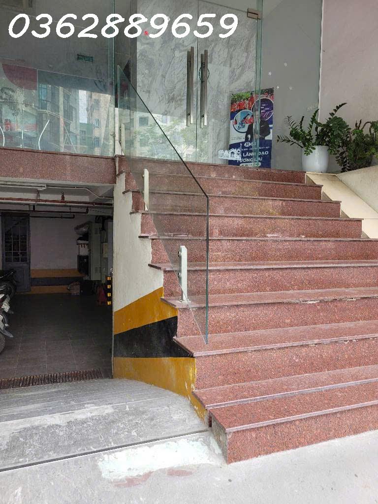 TRUNG TÂM CẦU GIẤY_MẶT PHỐ _100M 10 TẦNG THANG MÁY,VỈA HÈ 8M . HIẾM NHÀ BÁN.GIÁ HỢP LÝ:88 TỶ