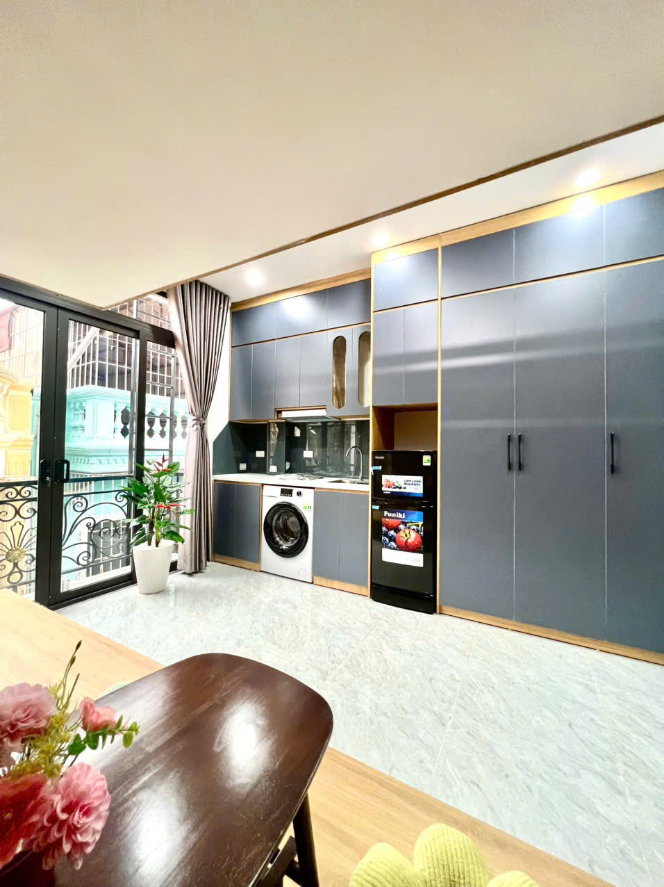 (Cực hiếm) Căn hộ Duplex 28m2 ngõ 147 Vũ Tông Phan – Máy giặt riêng – Cách phố 30m – Nhận xe điện