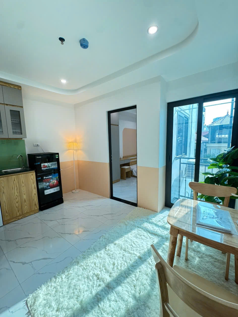 (Cực Hot) Căn hộ 1N1K cao cấp 35m2 ở 141 Quan Nhân – Máy giặt riêng – Ở được 4 người – Nhận xe điện
