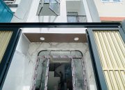 NHÀ ĐẸP VỊ TRÍ Q4 ĐẸP ĐÚC 4T NGANG 3.7 X 16 M