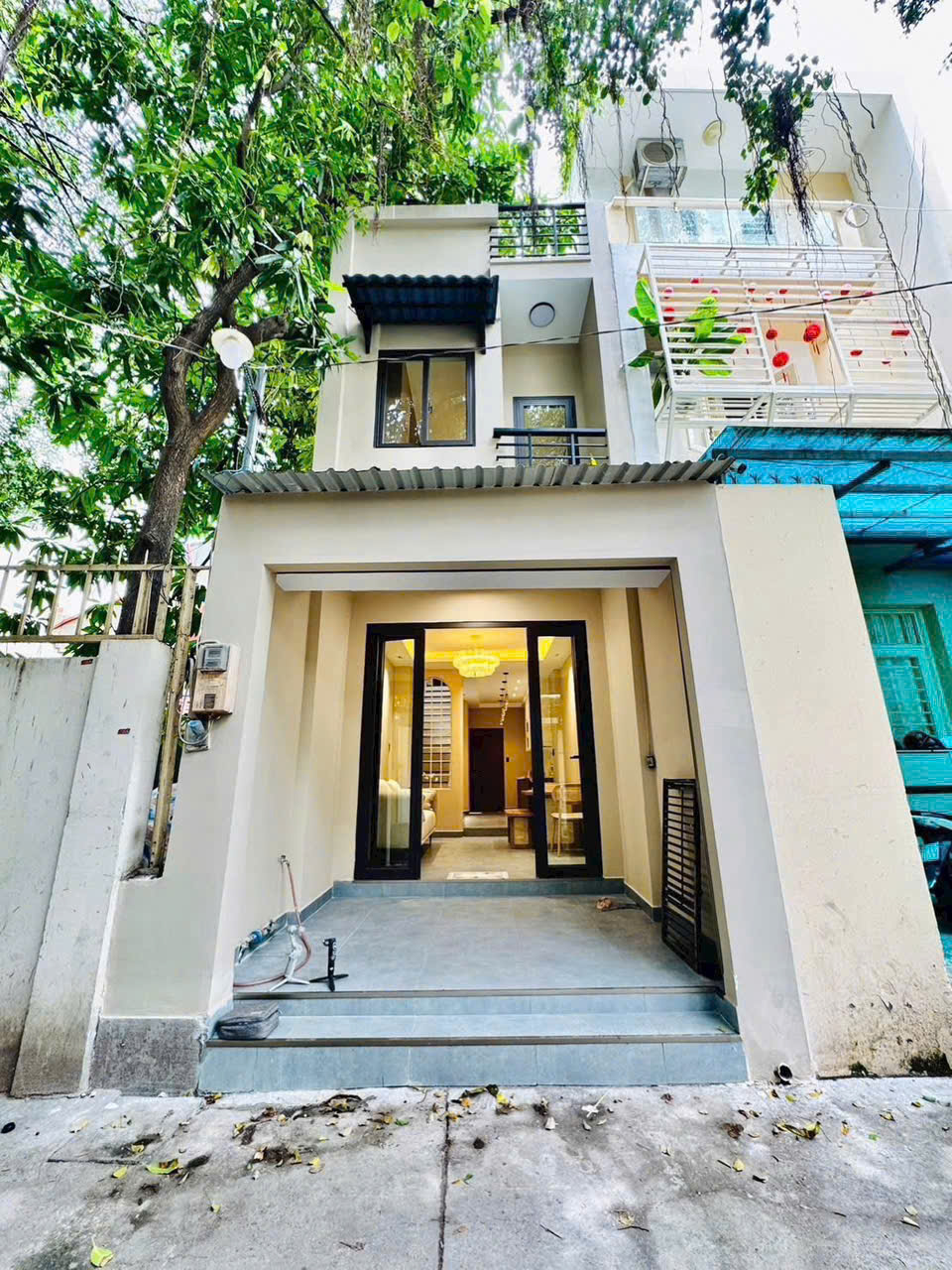 NHÀ ĐẸP 4 TẦNG ( 4 x 11 ) – HẼM XE HƠI 6M – GẦN NGÃ 4 PHÚ NHUẬN – KHU PHAN XÍCH LONG – 10 TỶ 380 ( TL )