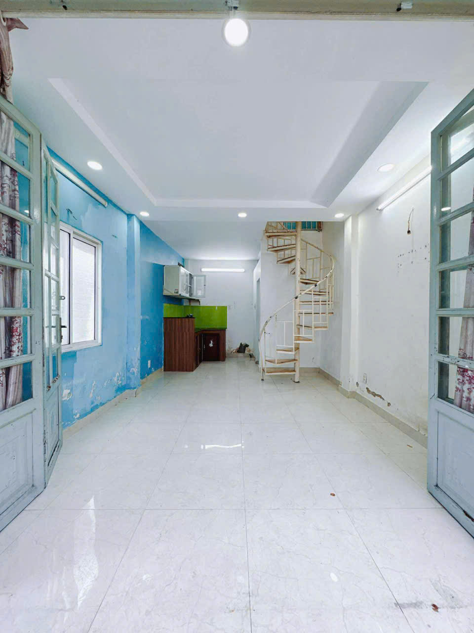 ĐƯỜNG TRƯỚC NHÀ NGANG 4M DIỆN TÍCH NGANG 3.5 X 6 M HƠN 2 TỶ XÍU