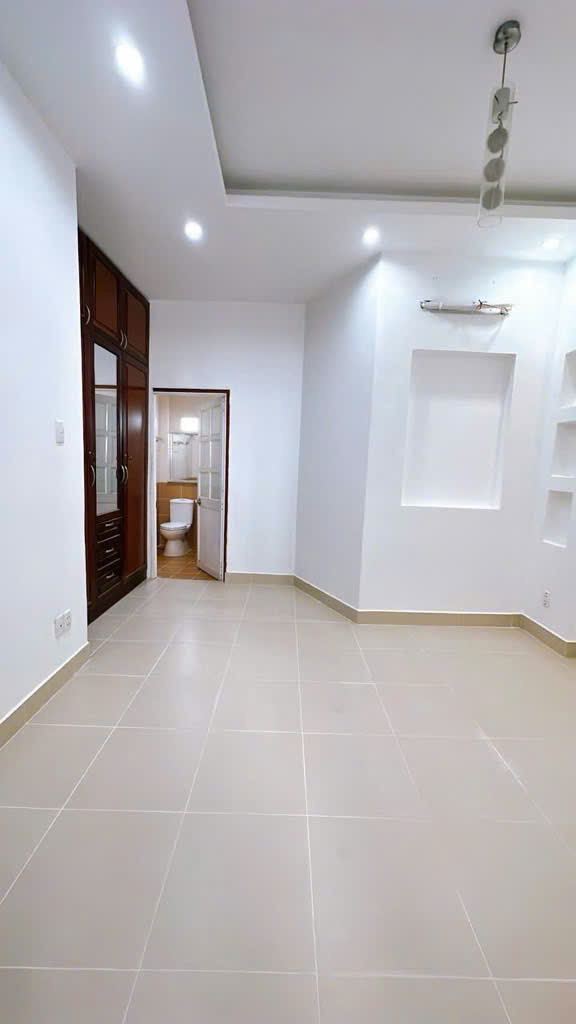 DIỆN TÍCH 41 M2 – 6T -THU NHẬP 40 TRIỆU THÁNG CÓ 6 TỶ Q4