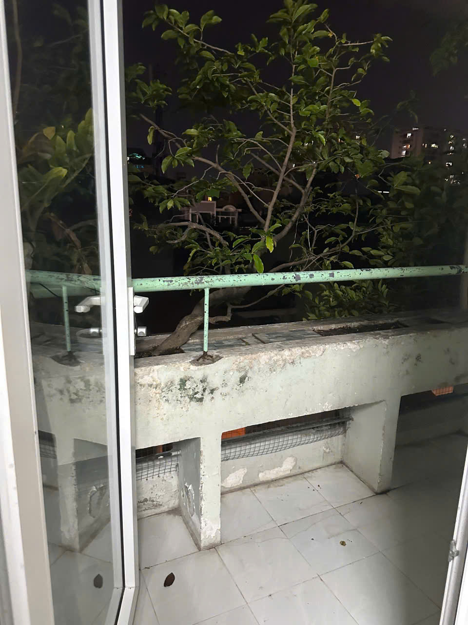 CHÍNH CHỦ CHO THUÊ CĂN HỘ LẦU 4 -CC THANH NIÊN, TÂN BÌNH