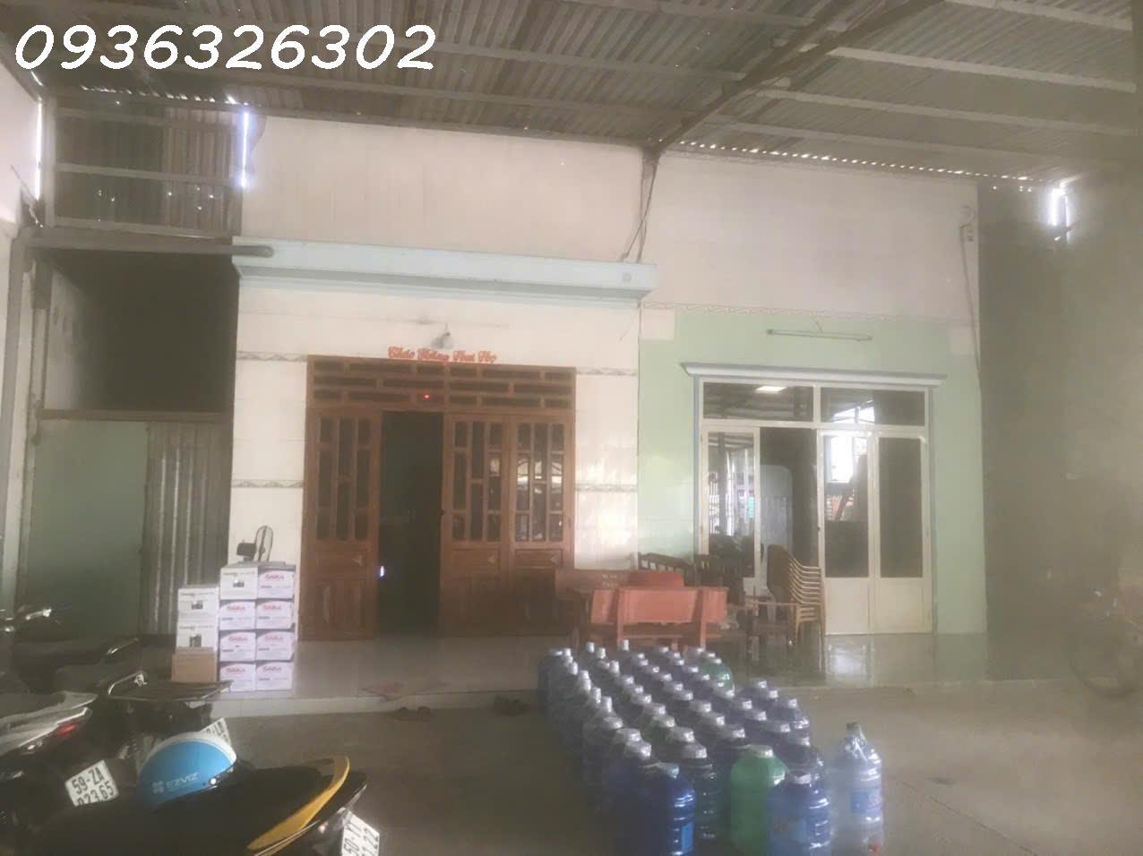 Nhà Mặt Tiền nguyễn Thị Thảnh Hóc môn 430m2 Ngang 10m