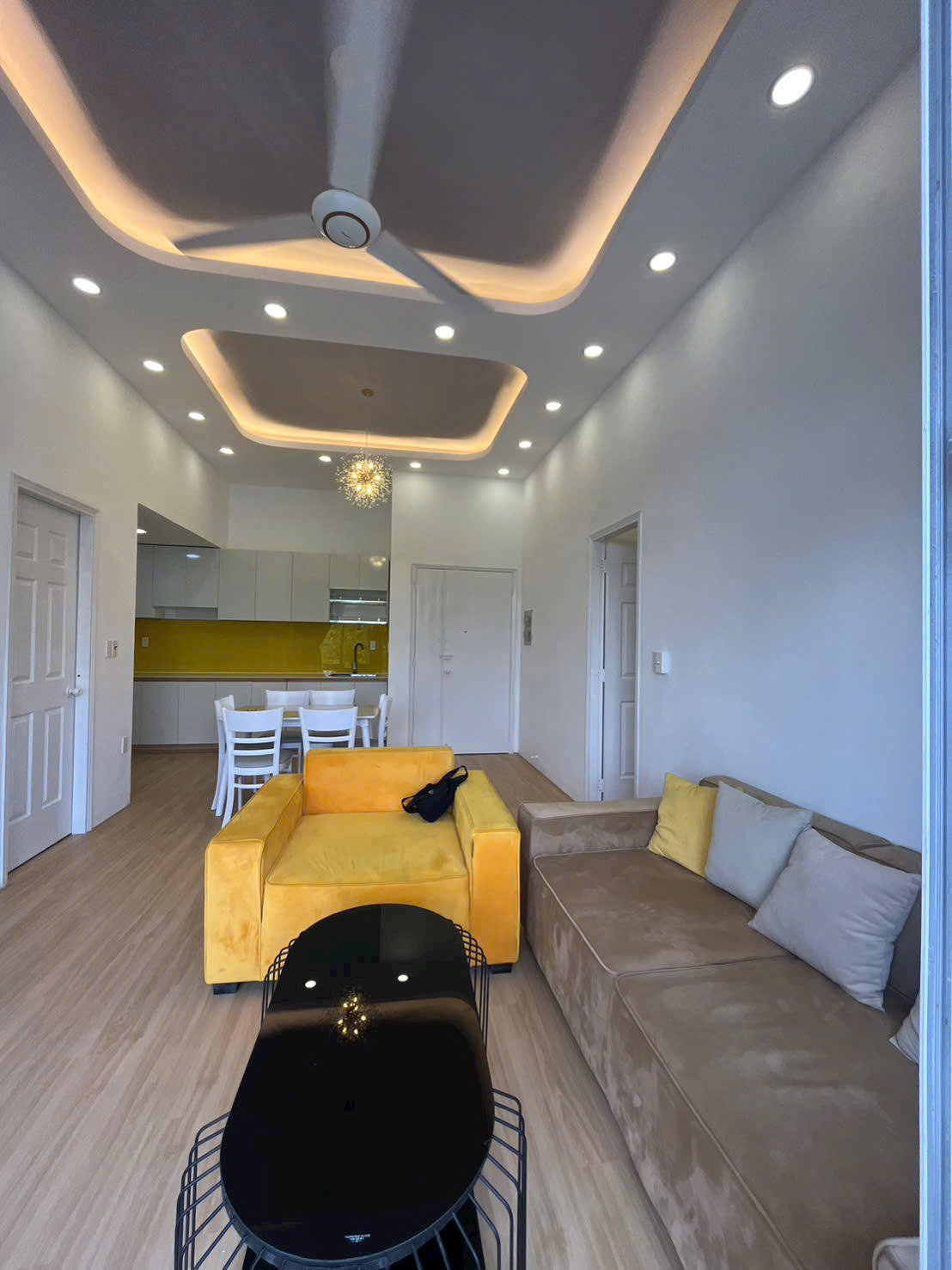 Căn hộ Quận 2 view Thủ Thiêm, 70m2 có sổ, thang máy chỉ 4ty150