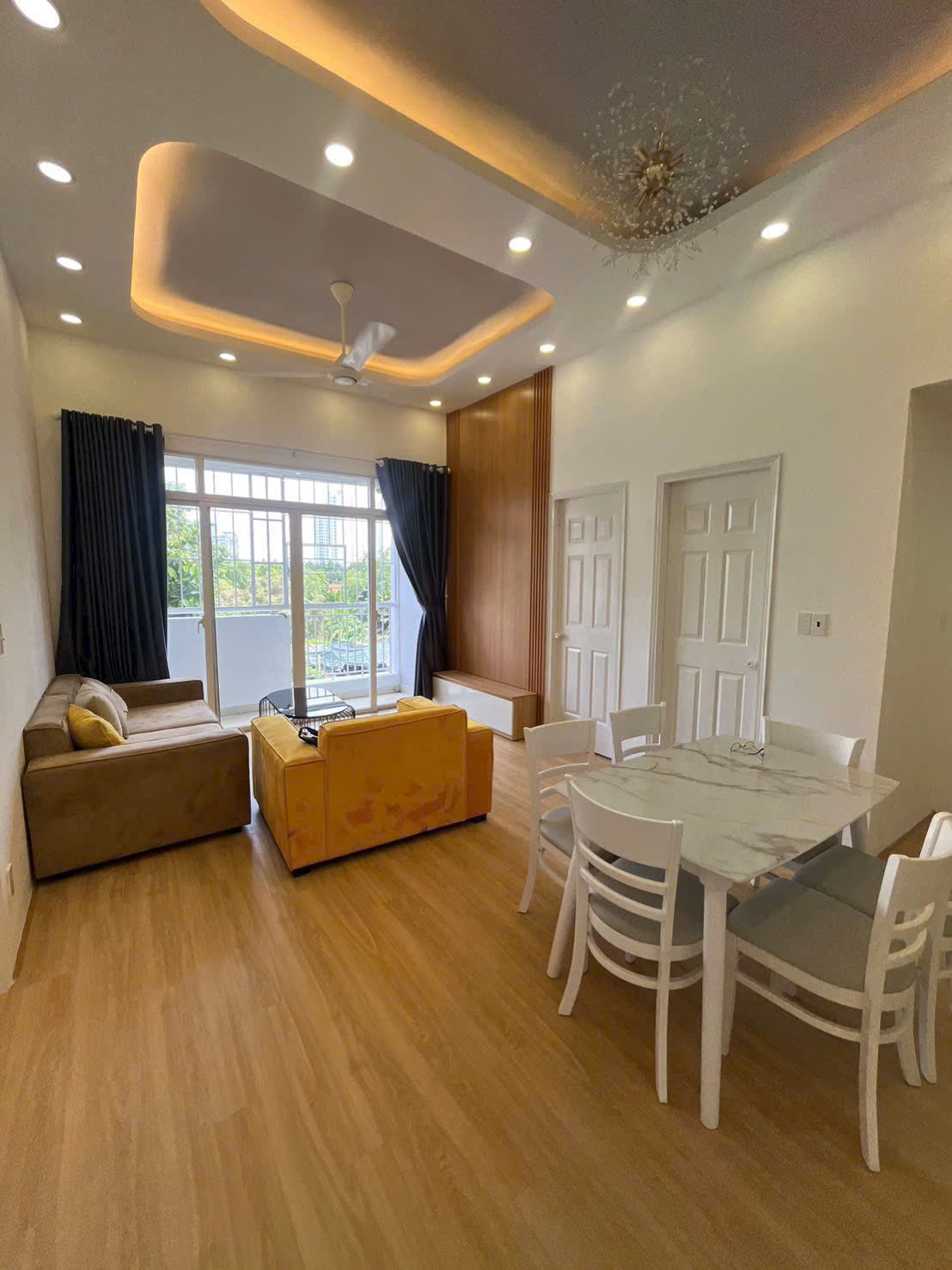 Căn hộ Quận 2 view Thủ Thiêm, 70m2 có sổ, thang máy chỉ 4ty150