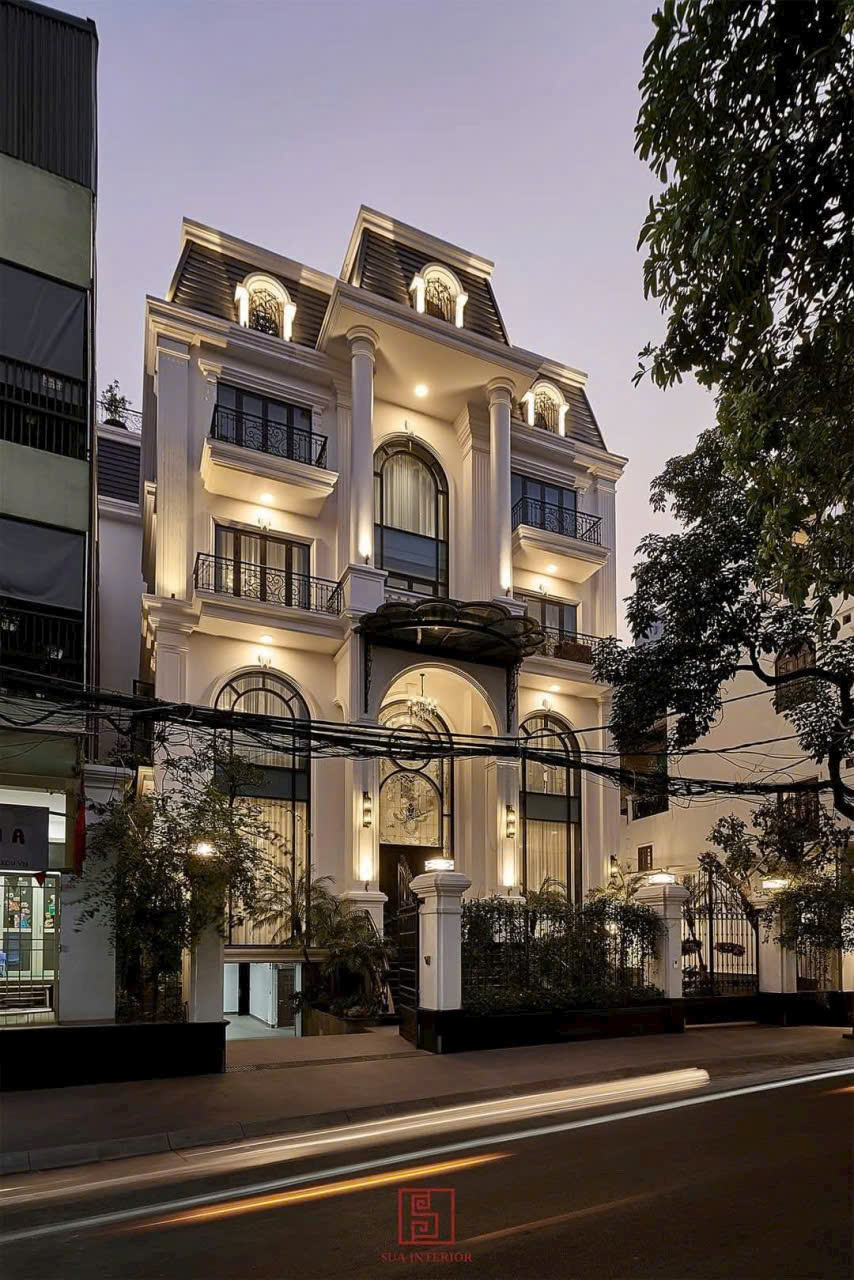 EM KHÔNG CHỈ LÀ NHÀ MÀ E LÀ CUỘC SỐNG XA HOA – SIÊU PHẨM BUILDING MẶT PHỐ CAO BÁ QUÁT – VỊ TRÍ ĐẮC ĐỊA – SỔ VUÔNG, NỞ HẬU, 1 SỔ – GIÁ TỐT. EM LÀ CĂN NHÀ SINH RA CHỈ GIÀNH CHO GIỚI TINH HOA.VIỆT KIỀU VÀ ĐẠI GIA