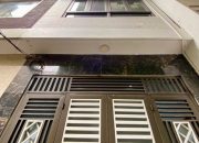 Bán tòa CHDV 6 tầng phố Quan Hoa, Cầu Giấy, ngay gần phố, dòng tiền ổn định, 37m, 10 tỷ