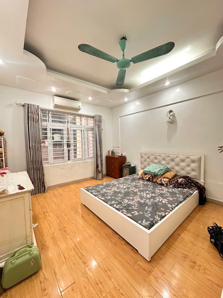 HOÀNG HOA THÁM DT46M x5 TẦNG-9,35 TỶ NHÀ ĐẸP,NGÕ RỘNG THOÁNG