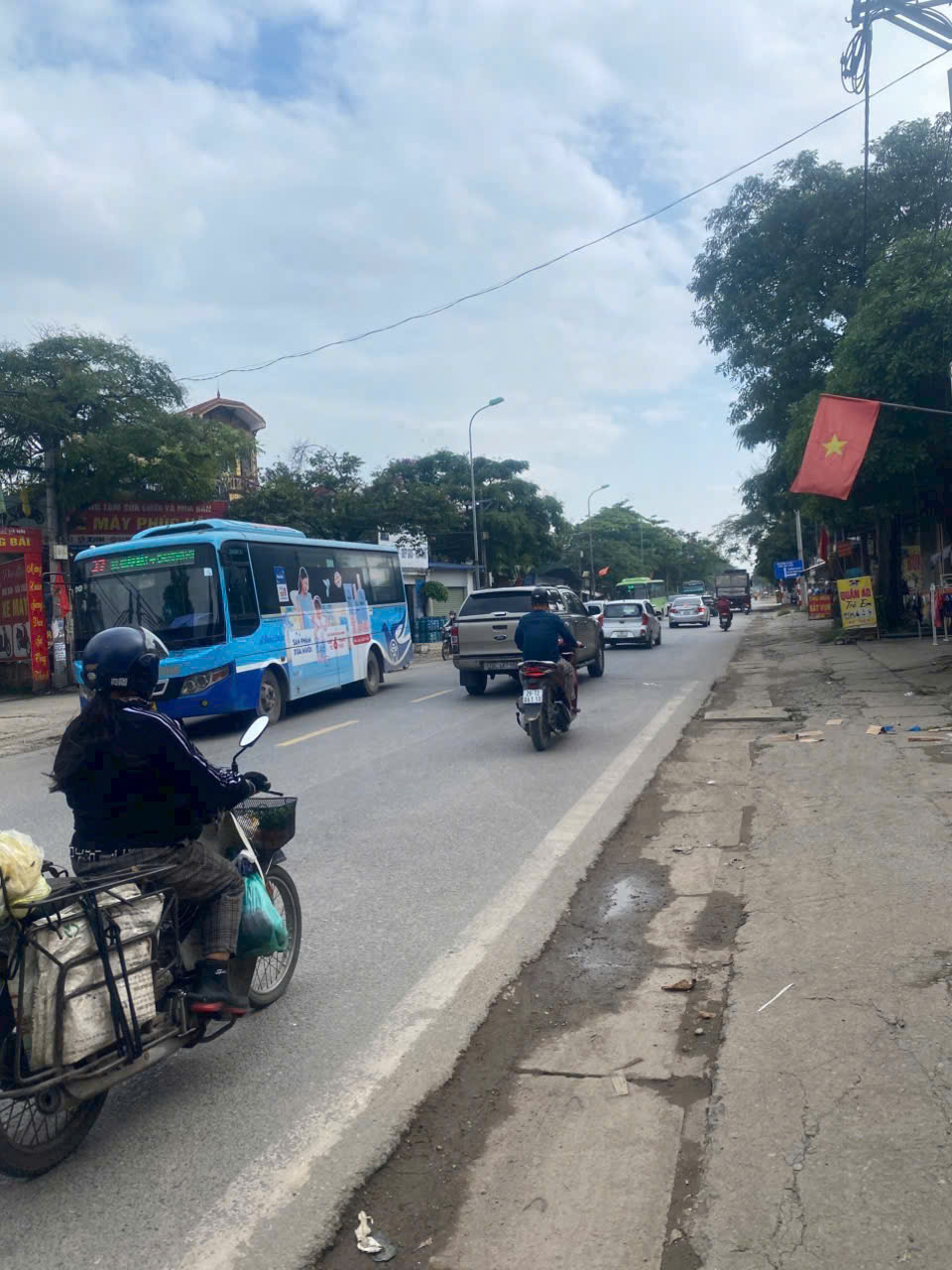 BÁN NHÀ 30M OTO 7 CHỖ ĐỖ CỬA TẠI BIÊN GIANG-HÀ ĐÔNG-HÀ NỘI