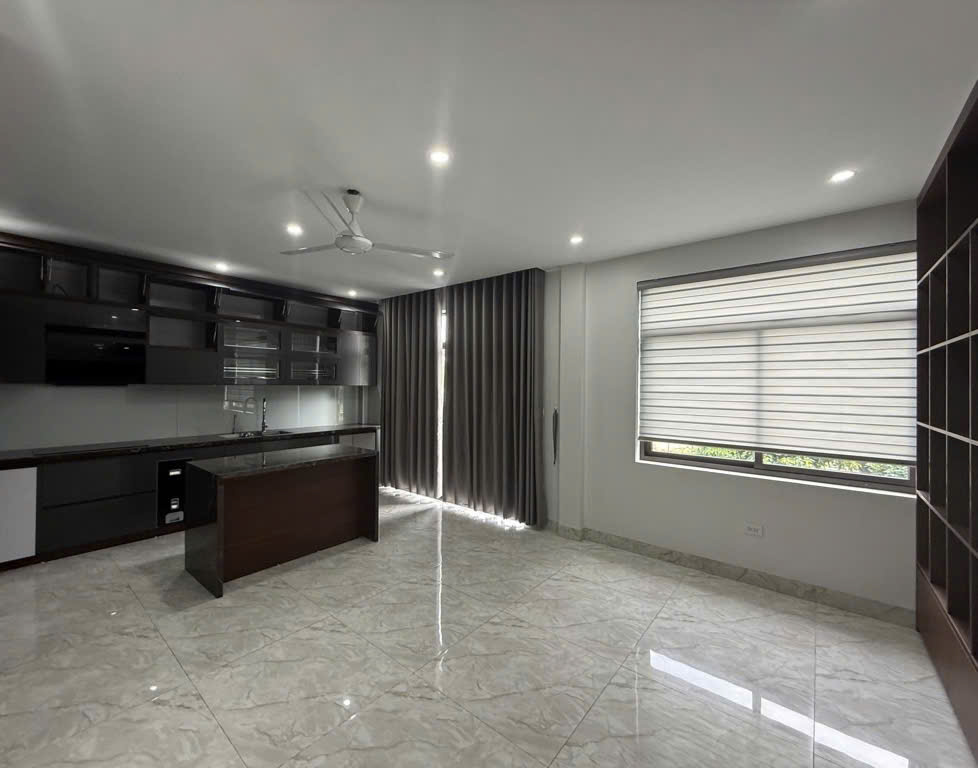 Nhà vườn Trịnh Văn Bô 152.4m2 – 5T, 2 mặt đường, KD, Ở VIP, giá 33.2tỷ