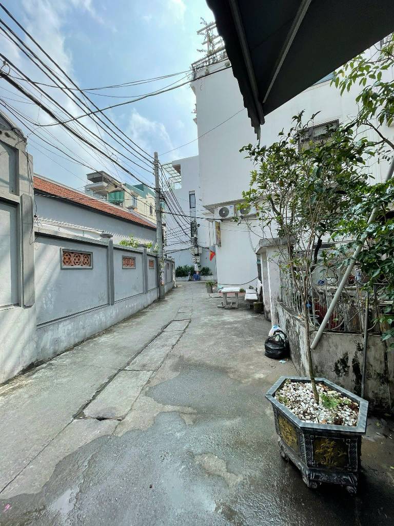 Kim Giang, ô tô đỗ cửa 54m 4 tầng chỉ 12,2 tỷ, cách mặt phố chỉ 30m