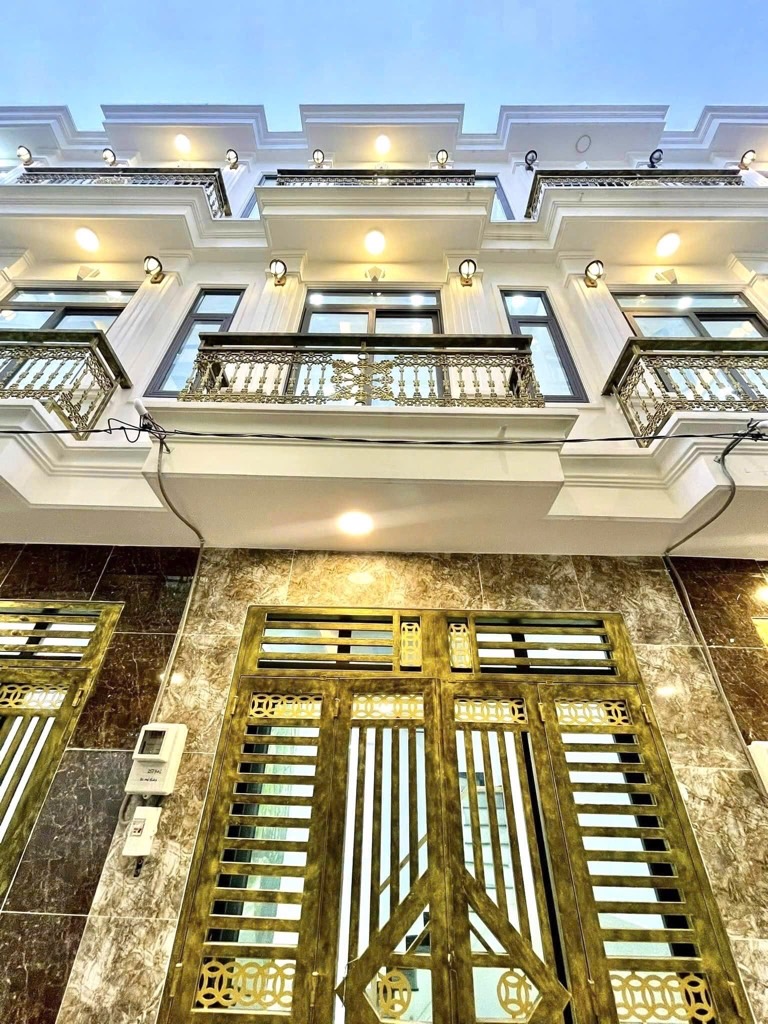 Bán nhà 4 tầng đẹp lung linh, 4PN-3WC, 26m² (3.2×8), hẻm 4m, gần Aeon Tân Phú, hơn 2 tỷ