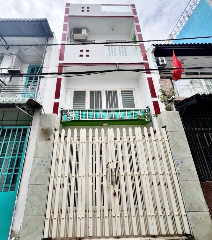 Bán nhà 4 tầng đẹp 36m2 (4×9), Hẻm xe tải Lê Văn Quới, Gần Ngã Tư Bốn Xã, chỉ hơn 4 tỷ