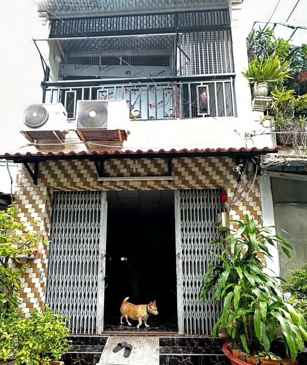 Bán nhà 2 tầng (4×10), Hẻm xe tải, Ngay Tỉnh Lộ 10, Chiến Lược, Hương Lộ 2, chỉ hơn 4 tỷ