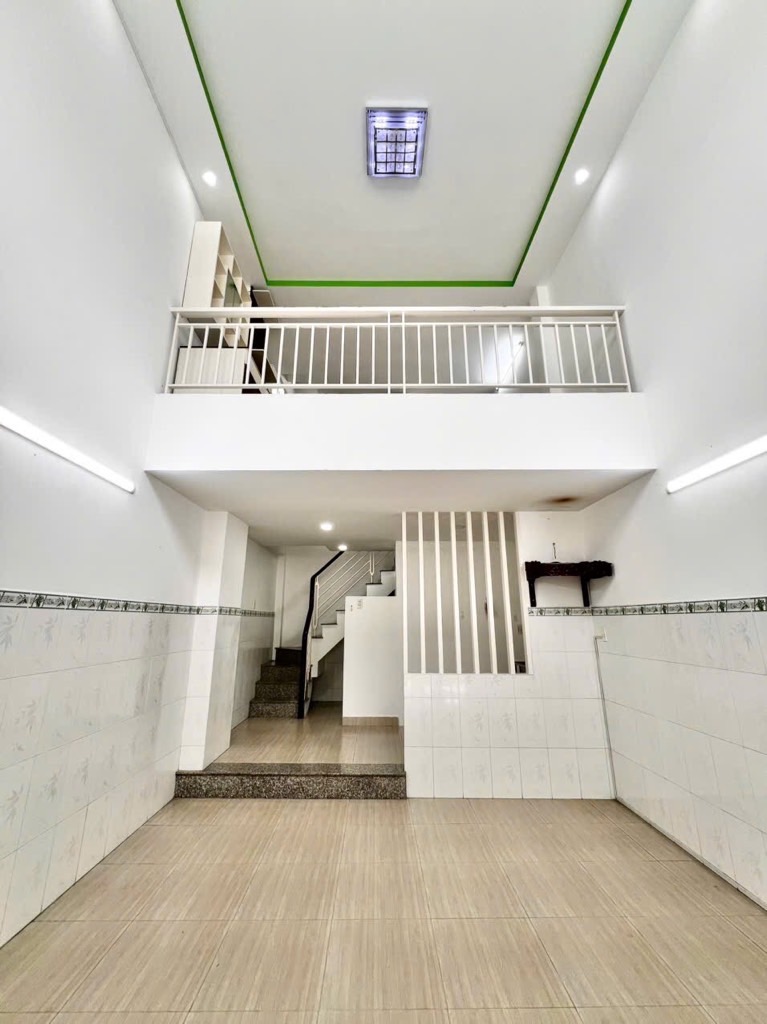 Bán nhà 4 tầng đẹp 36m2 (4×9), Hẻm xe tải Lê Văn Quới, Gần Ngã Tư Bốn Xã, chỉ hơn 4 tỷ