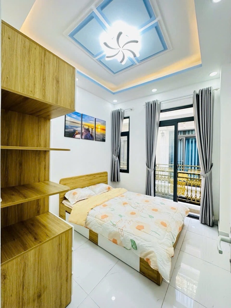 Bán nhà 4 tầng đẹp lung linh, 4PN-3WC, 26m² (3.2×8), hẻm 4m, gần Aeon Tân Phú, hơn 2 tỷ
