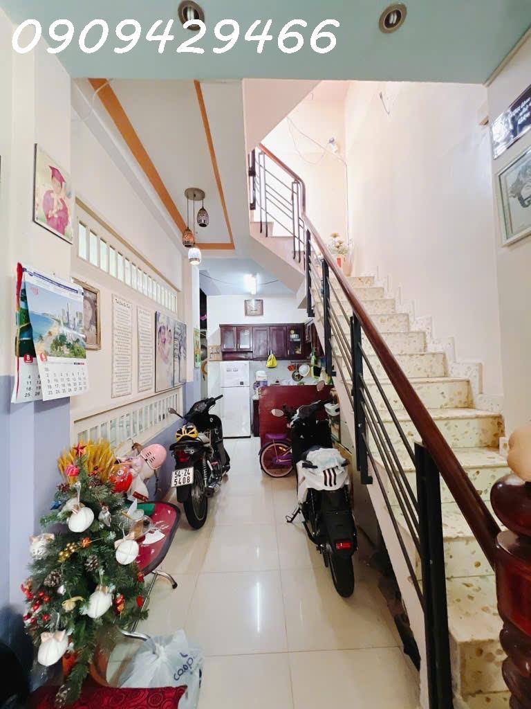 3,5 TỶ – QUẬN 7 – SỔ HỒNG RIÊNG – GẦN ĐƯỜNG HUỲNH TẤN PHÁT– HẺM XE HƠI RA 20M