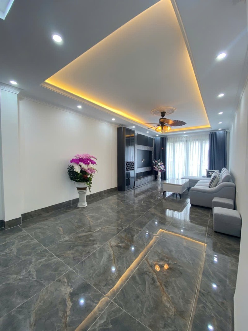 BÁN NHÀ NGÕ RỘNG – NGUYỄN VĂN LINH – LONG BIÊN – 6 TẦNG – Ô TÔ VÀO NHÀ – GIÁ 8.8 TỶ