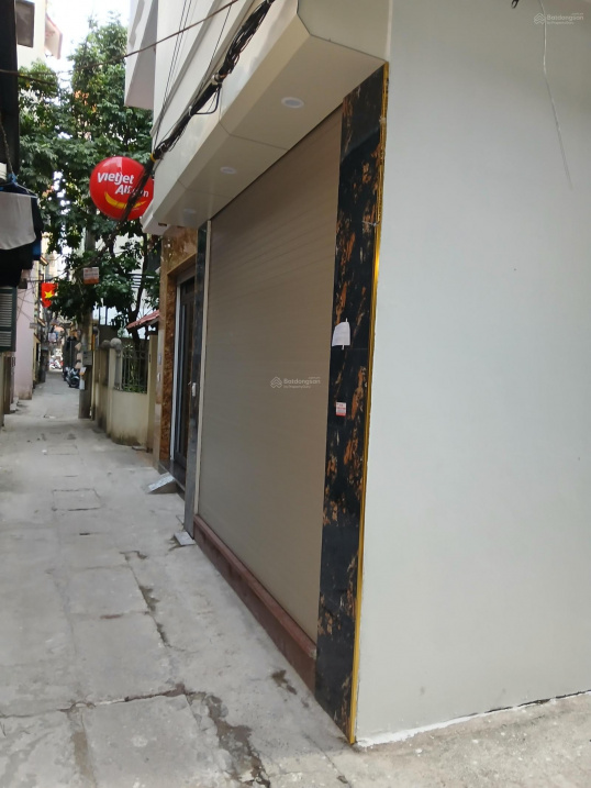 Các gia đình ở tỉnh mua cho con lên học đại học tại các trường: Thủy Lợi, Ngân Hàng, Y Hà Nội, Bách Khoa, Kinh Tế, Xây Dựng