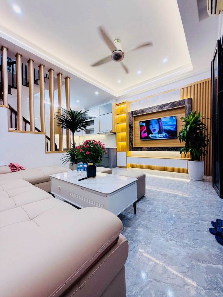 Bán nhà Bùi Xương Trạch, Thanh Xuân, gần ô tô, 35m2, 7.8 tỷ(CTL)