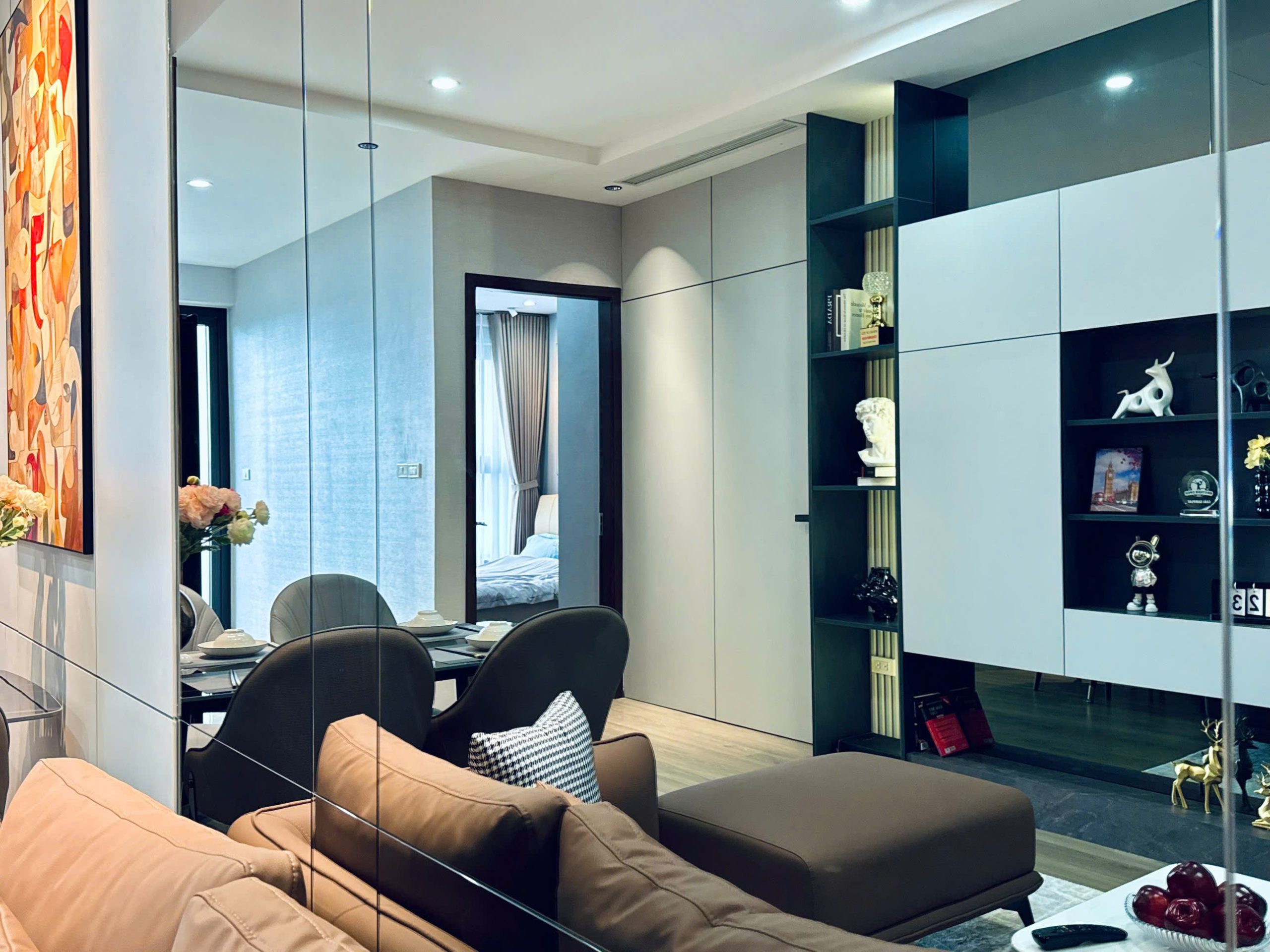 Căn hộ 76m 2PN 2WC Khu ĐTM Mỹ Đình I full NT mới tinh giá nhỉnh 5 tỷ