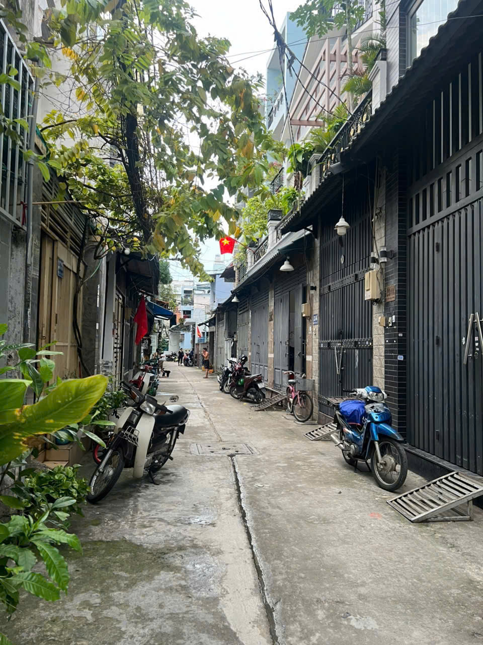 CHỈ NHỈNH 6 TỶ HẺM RỘNG 4M , CĂN NHÀ NỞ HẬU 4,5X15,1M – NGAY BÙI THẾ MỸ, TÂN BÌNH