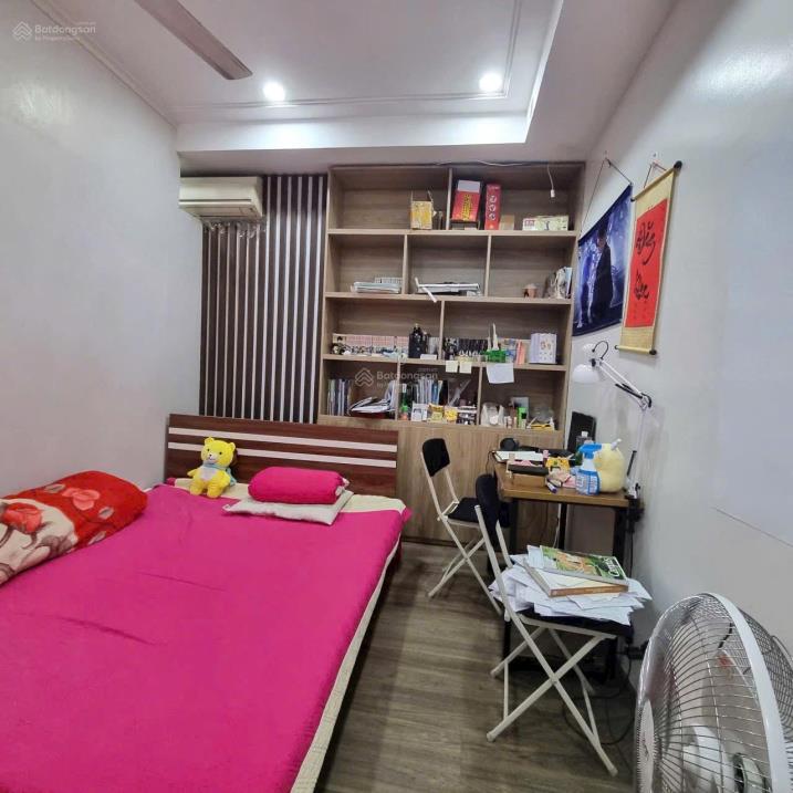 Các gia đình ở tỉnh mua cho con lên học đại học tại các trường: Thủy Lợi, Ngân Hàng, Y Hà Nội, Bách Khoa, Kinh Tế, Xây Dựng
