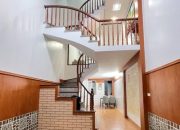 Bán nhà Định Công Hạ, Hoàng Mai, Gần Hồ, ngõ ba gác, 32m2, 5.9 tỷ(CTL)